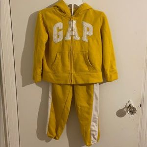 kids gap jogging suit